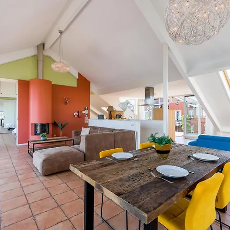 Penthouse * Uitgeest