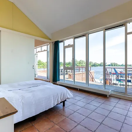 Penthouse *